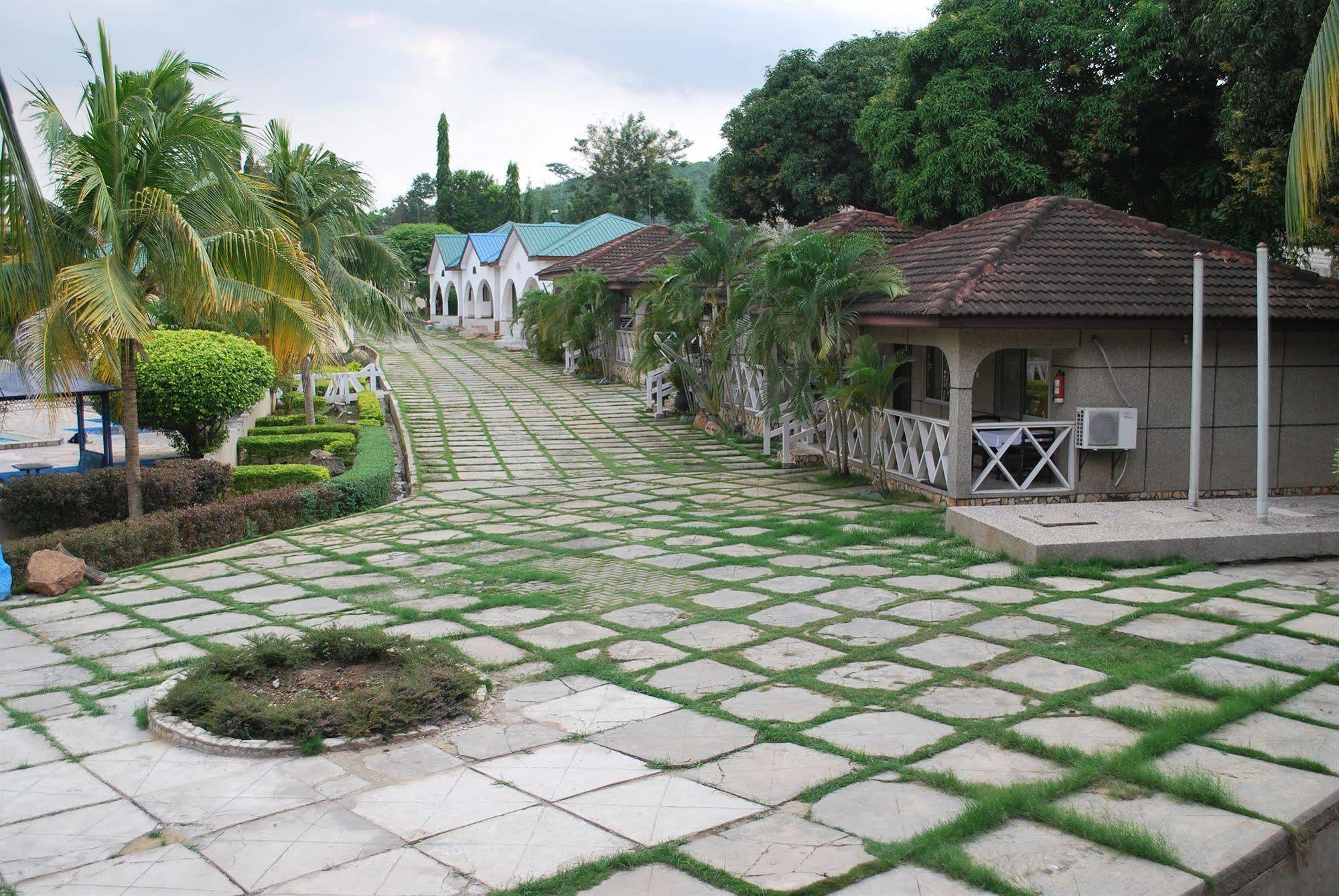 Akosombo Continental Hotel Екстер'єр фото