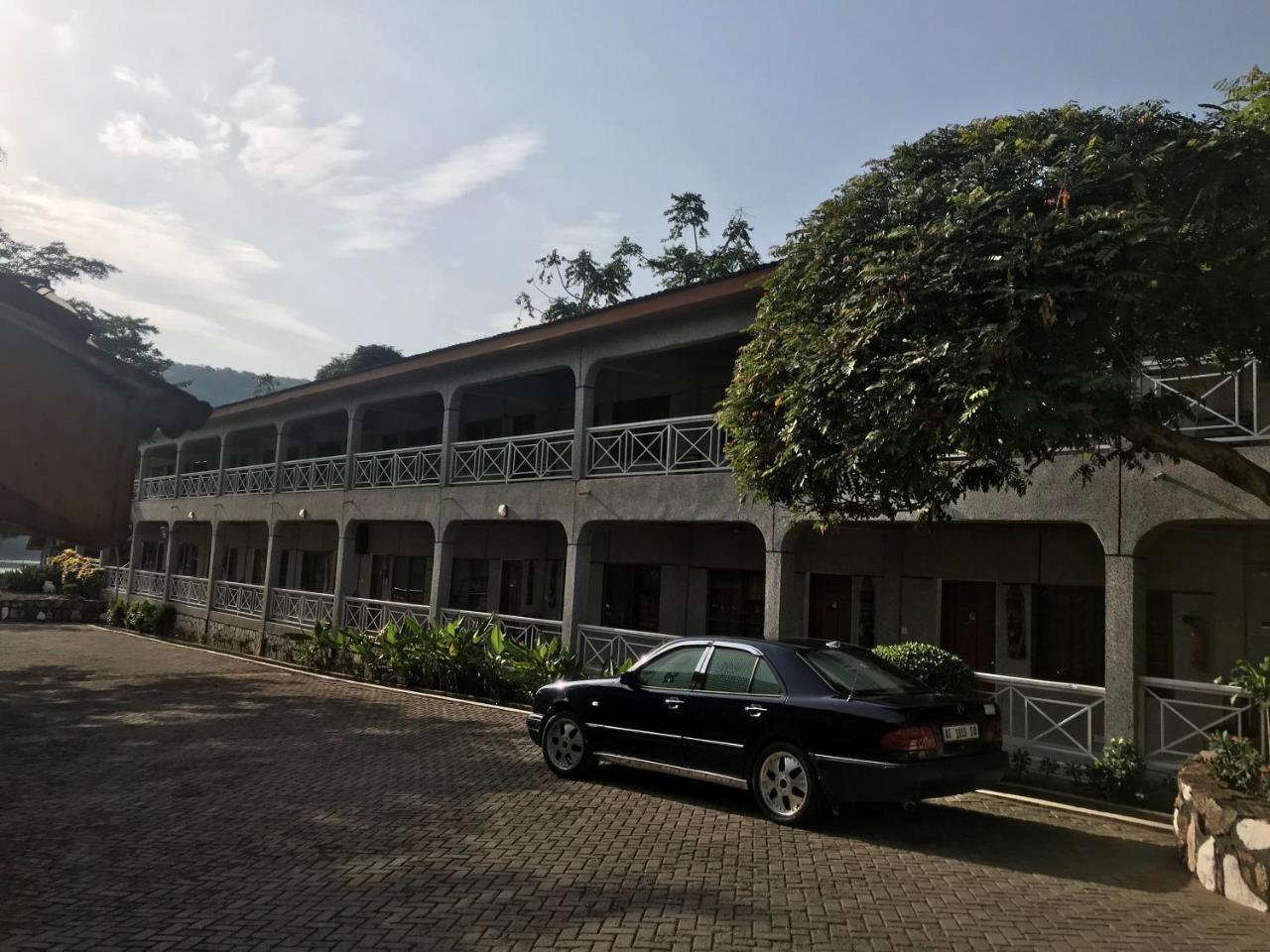 Akosombo Continental Hotel Екстер'єр фото